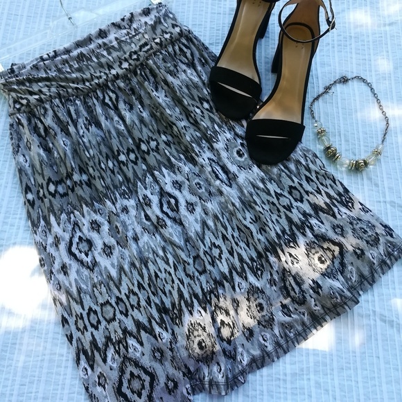 Lane Bryant Dresses & Skirts - Lane Bryant Jersey A-line Midi Skirt 22w